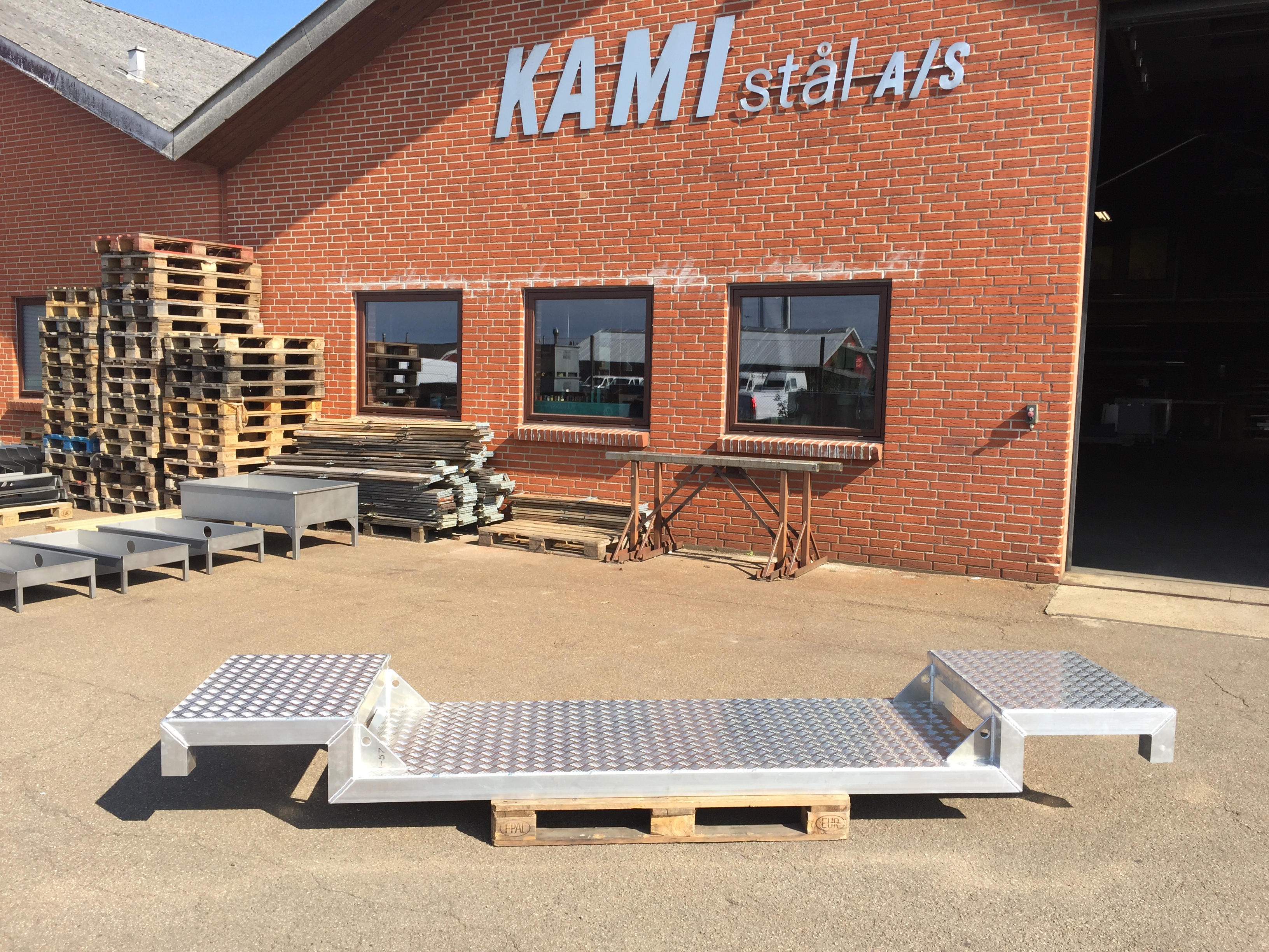 Platform i aluminium